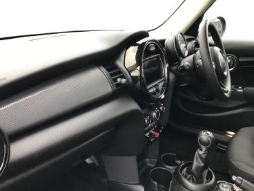 SPOTICAR Mini Hatch 1.5 Cooper Classic Euro 6 (s/s) 5dr Used Car - Saloon Petrol Silver - Bangor - 1200554963_5