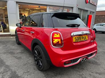SPOTICAR Mini Hatch 2.0 Cooper S Exclusive Euro 6 (s/s) 5dr Used Car - Saloon Petrol Red - Malton - 1200555868_3