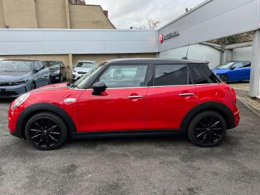 SPOTICAR Mini Hatch 2.0 Cooper S Exclusive Euro 6 (s/s) 5dr Used Car - Saloon Petrol Red - Malton - 1200555868_4