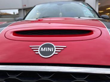 SPOTICAR Mini Hatch 2.0 Cooper S Exclusive Euro 6 (s/s) 5dr Used Car - Saloon Petrol Red - Malton - 1200555868_5