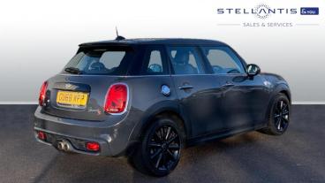 SPOTICAR Mini Hatch 2.0 Cooper S Euro 6 (s/s) 5dr Used Car - Saloon Petrol Blue - Crawley - 1200562098_3