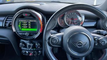 SPOTICAR Mini Hatch 2.0 John Cooper Works Euro 6 (s/s) 3dr Used Car - Saloon Petrol Beige - Preston - 1200562739_4