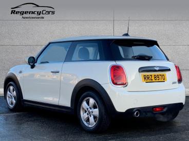 SPOTICAR Mini Hatch 1.5 Cooper Classic Euro 6 (s/s) 3dr Used Car - Saloon Petrol White - Newtownards - 1200568471_4