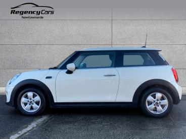 SPOTICAR Mini Hatch 1.5 Cooper Classic Euro 6 (s/s) 3dr Used Car - Saloon Petrol White - Newtownards - 1200568471_5