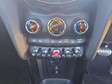 SPOTICAR Mini Hatch 2.0 Cooper S Sport Steptronic Euro 6 (s/s) 5dr Used Car - Saloon Petrol Red - Workington - 1200571135_4