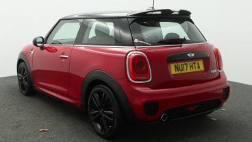 SPOTICAR Mini Hatch 1.5 Cooper Auto Euro 6 (s/s) 3dr Used Car - Saloon Petrol Red - Penryn - 1200574215_5