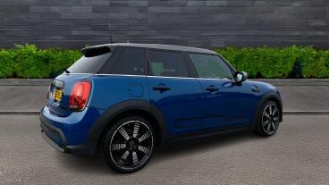 SPOTICAR Mini Hatch 1.5 Cooper Exclusive Steptronic Euro 6 (s/s) 5dr Used Car - Saloon Petrol Blue - Telford - 1200579460_3