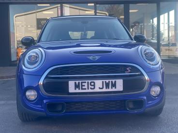 SPOTICAR Mini Hatch 2.0 Cooper S Classic Euro 6 (s/s) 5dr Used Car - Saloon Petrol Blue - Cheltenham - 1200580663_2
