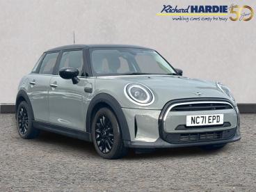 SPOTICAR Mini Hatch 1.5 Cooper Classic Euro 6 (s/s) 5dr Used Car - Saloon Petrol Grey - Wallsend - 1200581954_1