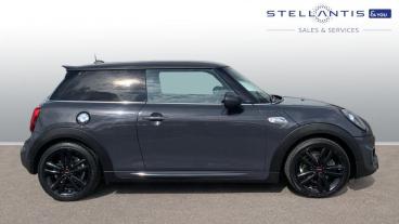 SPOTICAR Mini Hatch 2.0 Cooper S Sport Steptronic Euro 6 (s/s) 3dr Used Car - Saloon Petrol Grey - Crawley - 1200598188_2