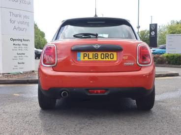 SPOTICAR Mini Hatch 1.5 Cooper Steptronic Euro 6 (s/s) 5dr Used Car - Saloon Petrol Orange - Walsall - 1200605498_5