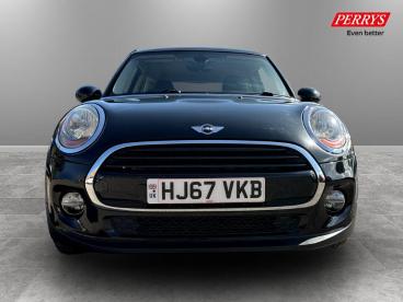 SPOTICAR Mini Hatch 1.5 Cooper Auto Euro 6 (s/s) 3dr Used Car - Saloon Petrol Black - Sittingbourne - 1200608163_2