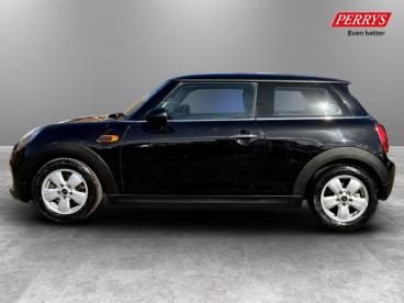 SPOTICAR Mini Hatch 1.5 Cooper Auto Euro 6 (s/s) 3dr Used Car - Saloon Petrol Black - Sittingbourne - 1200608163_4