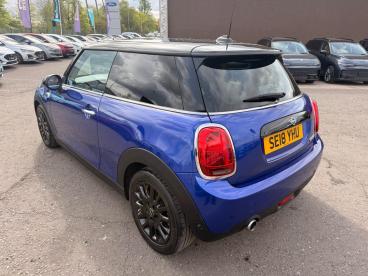 SPOTICAR Mini Hatch 1.5 Cooper Euro 6 (s/s) 3dr Used Car - Saloon Petrol Blue - Forfar - 1200609655_5
