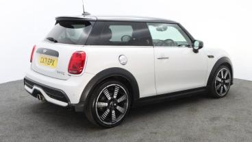 SPOTICAR Mini Hatch 2.0 Cooper S Exclusive Steptronic Euro 6 (s/s) 3dr Used Car - Saloon Petrol Silver - Truro - 1200618372_3