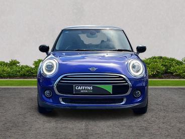 SPOTICAR Mini Hatch 1.5 Cooper Exclusive Steptronic Euro 6 (s/s) 3dr Used Car - Saloon Petrol Blue - Ashford - 1200618546_3