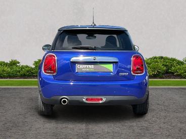 SPOTICAR Mini Hatch 1.5 Cooper Exclusive Steptronic Euro 6 (s/s) 3dr Used Car - Saloon Petrol Blue - Ashford - 1200618546_4