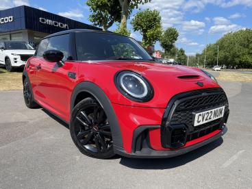 SPOTICAR Mini Hatch 2.0 Cooper S Sport Steptronic Euro 6 (s/s) 3dr Used Car - Saloon Petrol Red - Swansea - 1200620491_1