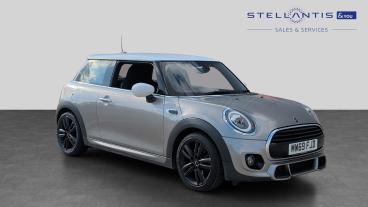 SPOTICAR Mini Hatch 1.5 Cooper Sport Euro 6 (s/s) 3dr Used Car - Saloon Petrol Silver - Liverpool - 1200627162_1