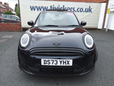 SPOTICAR Mini Hatch 1.5 Cooper Exclusive Steptronic Euro 6 (s/s) 5dr Used Car - Saloon Petrol Black - Telford - 1200631299_4