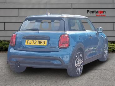 SPOTICAR Mini Hatch 1.5 Cooper Exclusive Steptronic Euro 6 (s/s) 3dr Used Car - Saloon Petrol Blue - Derby - 1200631842_4