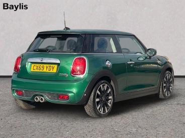 SPOTICAR Mini Hatch 2.0 Cooper S Exclusive Euro 6 (s/s) 3dr Used Car - Saloon Petrol Green - Stroud - 1200632898_2