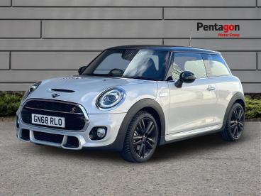 SPOTICAR Mini Hatch 2.0 Cooper S Steptronic Euro 6 (s/s) 3dr Used Car - Saloon Petrol Silver - Sheffield - 1200633235_3