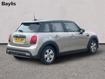 SPOTICAR Mini Hatch 1.5 Cooper Classic Steptronic Euro 6 (s/s) 5dr Used Car - Saloon Petrol Grey - Evesham - 1200642751_2