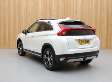 SPOTICAR Mitsubishi Eclipse Cross 1.5t 3 Cvt Euro 6 (s/s) 5dr Used Car - Suv Petrol White - Lichfield - 1200598915_3
