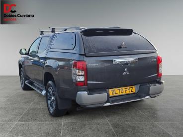 SPOTICAR Mitsubishi L200 2.2 Di-d Dc Warrior 4wd Euro 6 (s/s) 4dr Used Car - Commercial Vehicle Diesel Grey - Workington - 1200556956_5