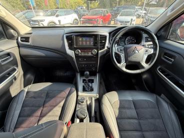 SPOTICAR Mitsubishi L200 2.2 Di-d Dc Barbarian X Auto 4wd Euro 6 (s/s) 4dr Used Car - Commercial Vehicle Diesel Grey - Wantage - 1200626130_2