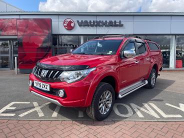 SPOTICAR Mitsubishi L200 2.4 Di-d Dc Warrior 4wd Euro 6 4dr Used Car - Commercial Vehicle Diesel Red - Melton Mowbray - 1200634208_1