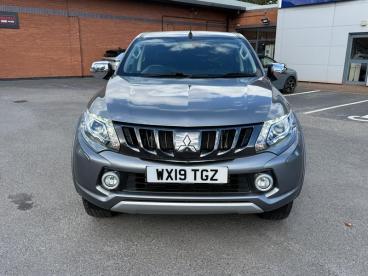 SPOTICAR Mitsubishi L200 2.4 Di-d Dc Warrior 4wd Euro 6 4dr Used Car - Pick-up Diesel Grey - Wantage - 1200639990_5