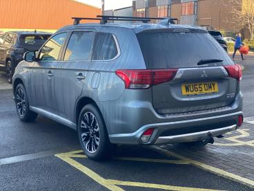 SPOTICAR Mitsubishi Outlander 2.0h 12kwh Gx4h Cvt 4wd Euro 6 (s/s) 5dr Used Car - Suv Plug-in Hybrid Grey - Cheltenham - 1200565004_4