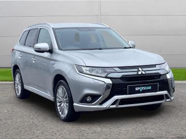 SPOTICAR Mitsubishi Outlander 2.4h Twinmotor 13.8kwh Design Cvt 4wd Euro 6 (s/s) Used Car - Suv Plug-in Hybrid Silver - Selby - 1200576432_1