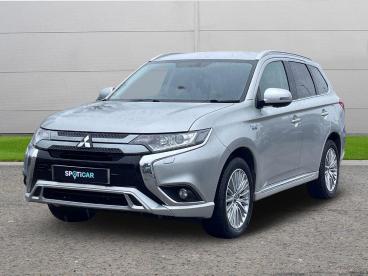 SPOTICAR Mitsubishi Outlander 2.4h Twinmotor 13.8kwh Design Cvt 4wd Euro 6 (s/s) Used Car - Suv Plug-in Hybrid Silver - Selby - 1200576432_3