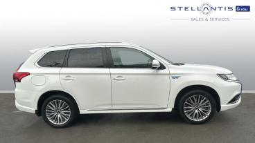 SPOTICAR Mitsubishi Outlander 2.4h Twinmotor 13.8kwh Dynamic Cvt 4wd Euro 6 (s/s Used Car - Suv Plug-in Hybrid Blue - Leicester - 1200578807_2