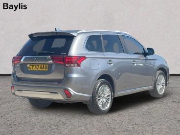 SPOTICAR Mitsubishi Outlander 2.4h Twinmotor 13.8kwh Dynamic Cvt 4wd Euro 6 (s/s Used Car - Suv Plug-in Hybrid Grey - Cirencester - 1200632661_2
