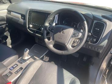 SPOTICAR Mitsubishi Outlander 2.4h Twinmotor 13.8kwh Dynamic Cvt 4wd Euro 6 (s/s Used Car - Suv Plug-in Hybrid Grey - Cirencester - 1200632661_3
