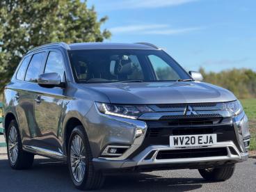 SPOTICAR Mitsubishi Outlander 2.4h Twinmotor 13.8kwh Exceed Cvt 4wd Euro 6 (s/s) Used Car - Suv Plug-in Hybrid Grey - Balsall Common - 1200637553_1