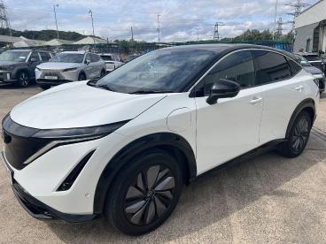 SPOTICAR Nissan Ariya 87kwh Evolve Auto 5dr 22kw Charger Used Car - Suv Electric White - Pontypridd - 1200620555_3