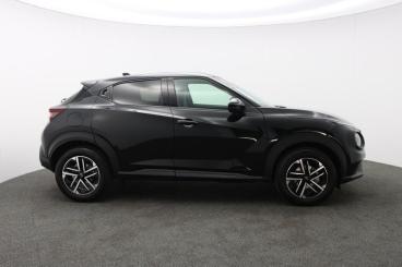 SPOTICAR Nissan Juke 1.0 Dig-t N-connecta Dct Auto Euro 6 (s/s) 5dr Used Car - Suv Petrol Black - Truro - 1200505962_2
