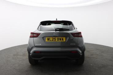 SPOTICAR Nissan Juke 1.6 N-connecta Auto Euro 6 5dr Used Car - Suv Hybrid Grey - Truro - 1200520149_4