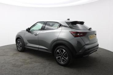 SPOTICAR Nissan Juke 1.6 N-connecta Auto Euro 6 5dr Used Car - Suv Hybrid Grey - Truro - 1200520149_5