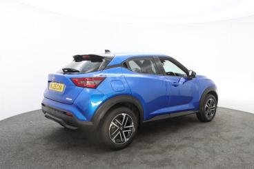 SPOTICAR Nissan Juke 1.6 N-connecta Auto Euro 6 5dr Used Car - Suv Hybrid Blue - Truro - 1200535395_3