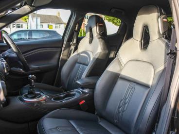 SPOTICAR Nissan Juke 1.0 Dig-t Tekna Euro 6 (s/s) 5dr Used Car - Suv Petrol Black - Hinckley - 1200548048_5