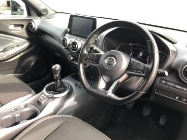 SPOTICAR Nissan Juke 1.0 Dig-t N-connecta Euro 6 (s/s) 5dr Used Car - Suv Petrol Red - Bangor - 1200549211_3