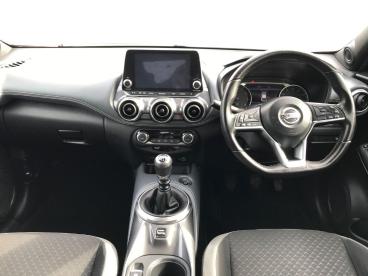 SPOTICAR Nissan Juke 1.0 Dig-t N-connecta Euro 6 (s/s) 5dr Used Car - Suv Petrol Red - Bangor - 1200549211_4