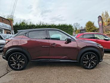 SPOTICAR Nissan Juke 1.0 Dig-t Tekna+ Euro 6 (s/s) 5dr Used Car - Suv Petrol Red - Warwick - 1200554537_5