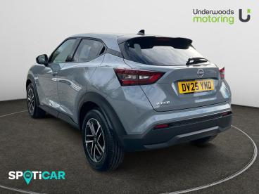 SPOTICAR Nissan Juke 1.0 Dig-t N-connecta Dct Auto Euro 6 (s/s) 5dr Used Car - Suv Petrol Grey - Tiptree - 1200556363_4
